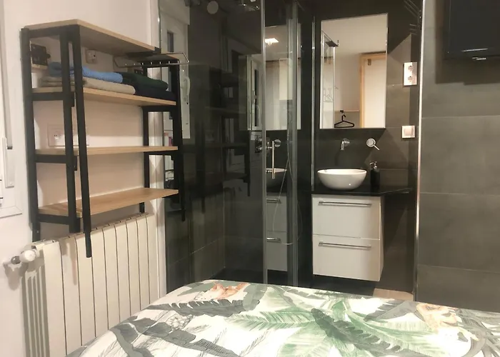 Torredelfino Homestay szállás *